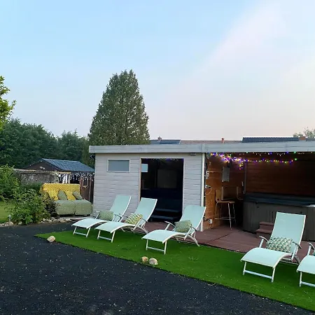 Le Chateau De Frankie Spas-saunas Bed & Breakfast 2*