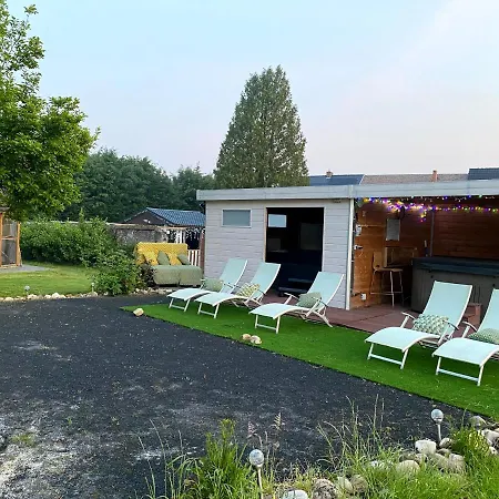 Bed & Breakfast Le Chateau De Frankie Spas-saunas 2*